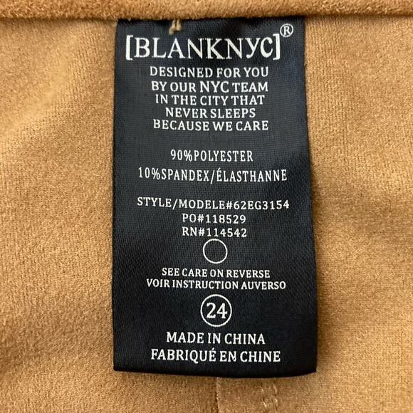 BLANK NYC Patch Pocket Mini Boot Pants Stretch Faux Suede Toasted Caramel Brown - Picture 12 of 12